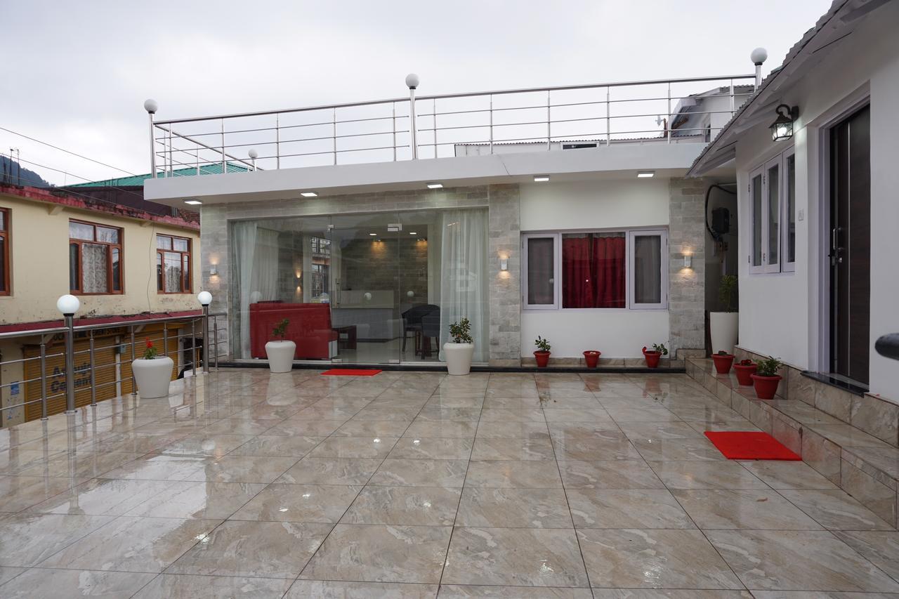 Ess & Bee Resorts Dharamshala Bagian luar foto