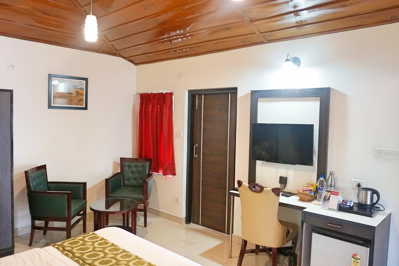 Ess & Bee Resorts Dharamshala Bagian luar foto